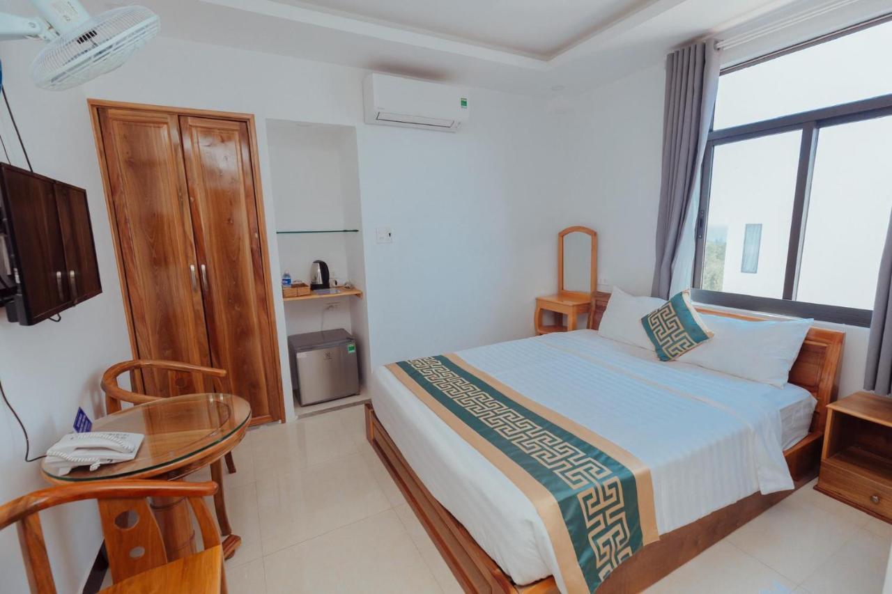 Luxury Hotel Phu Yen Tuy Hoa Exterior photo