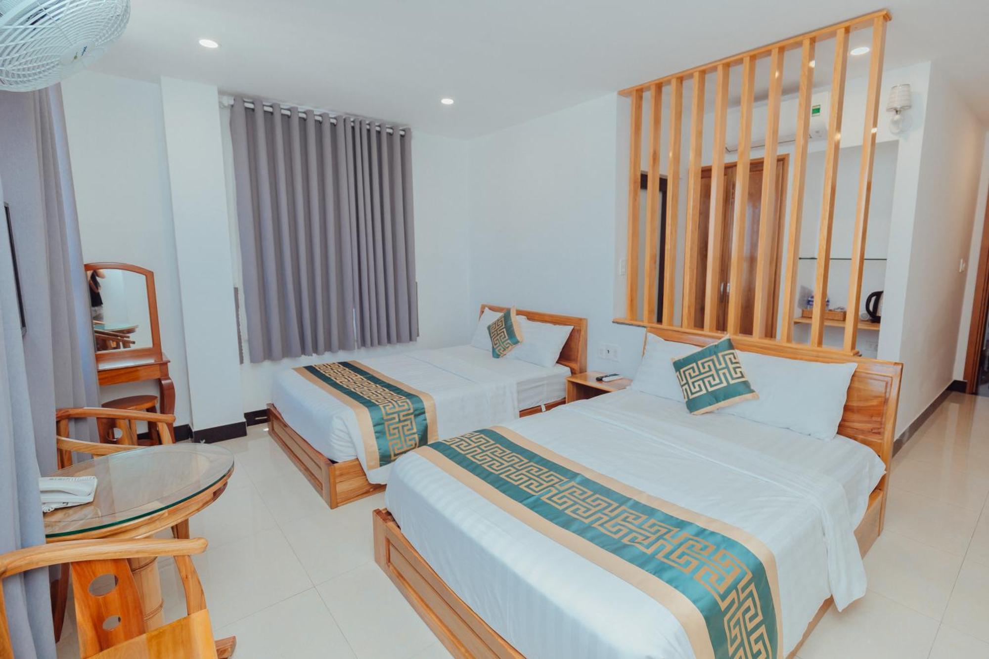 Luxury Hotel Phu Yen Tuy Hoa Exterior photo